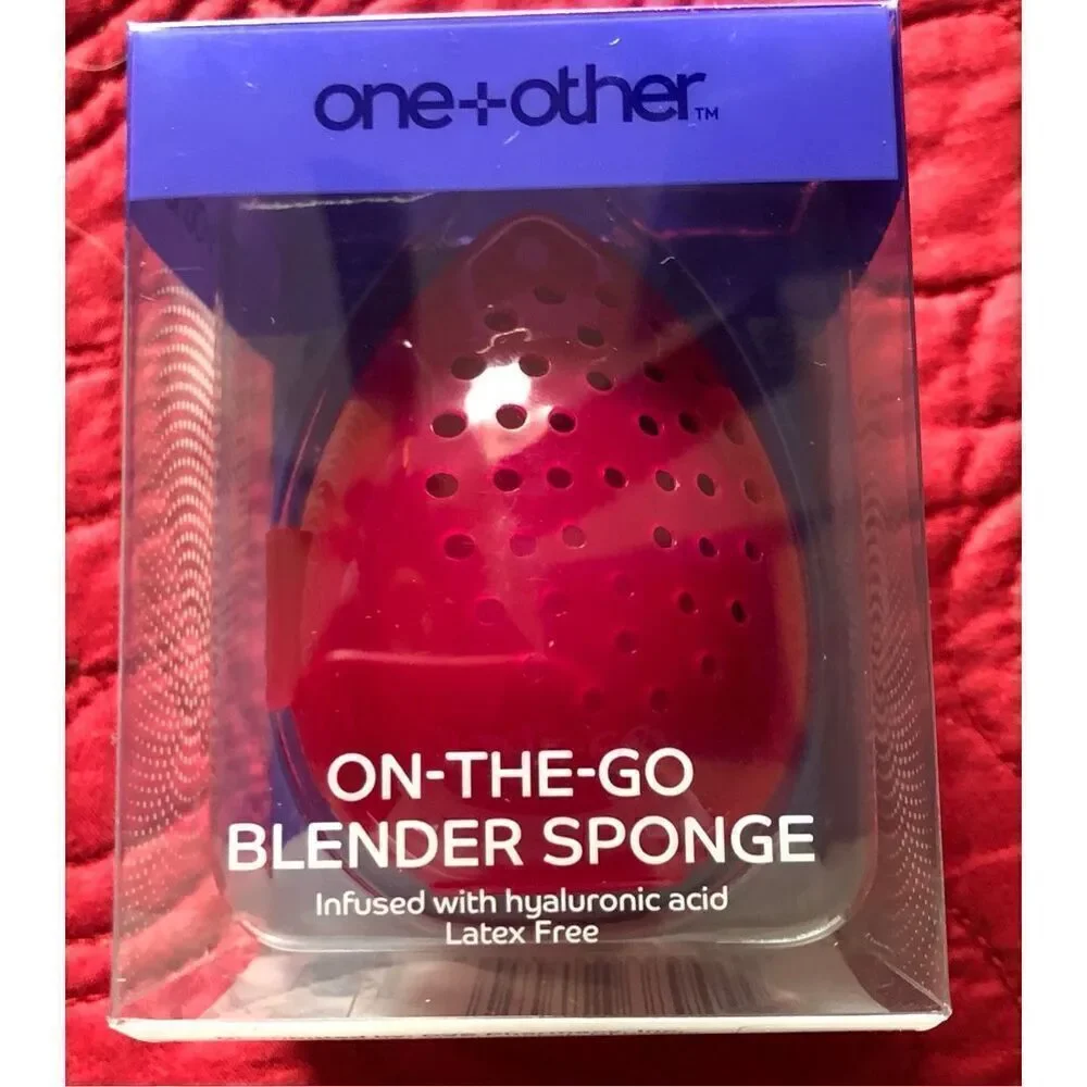 ONE + OTHER & GOUMIQI - NWTIB Bundle of Cosmetic Blender Sponges. 9 Total.